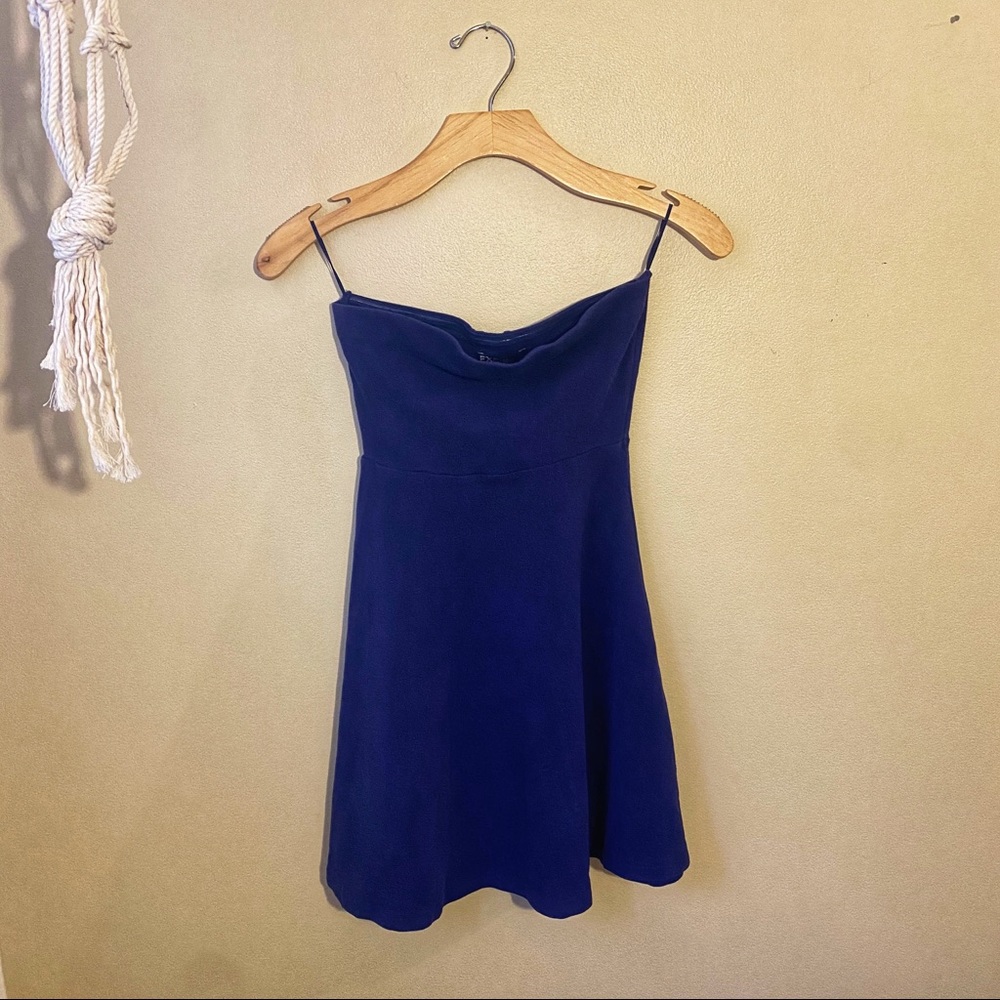 🌻3 for $20 🌻 
Express | Strapless Mini Dress
